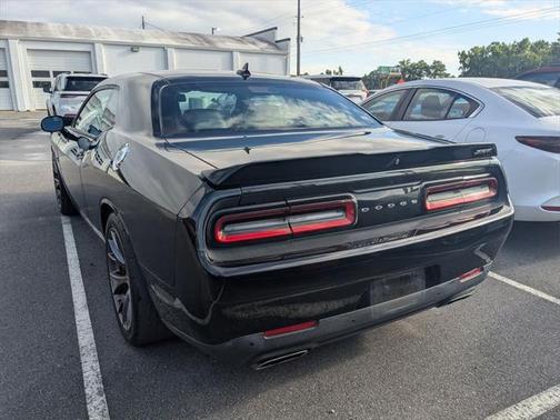 2015 Dodge Challenger SRT 392