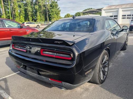 2015 Dodge Challenger SRT 392