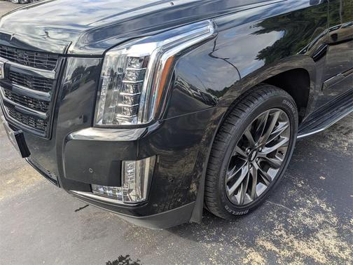 2020 Cadillac Escalade Premium Luxury