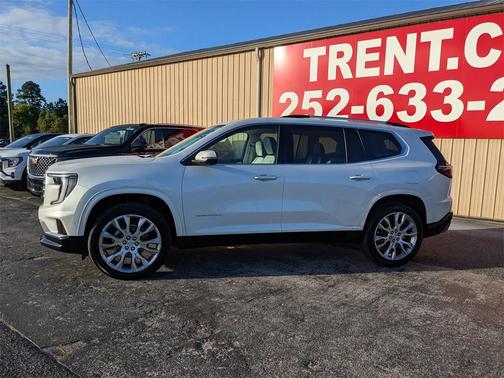 2024 GMC Acadia Denali