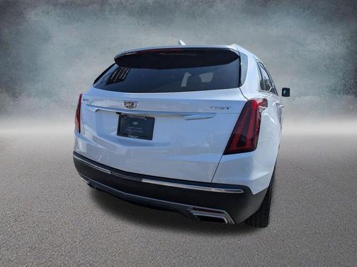 Crystal White Tricoat 2024 Cadillac XT5 Premium Luxury