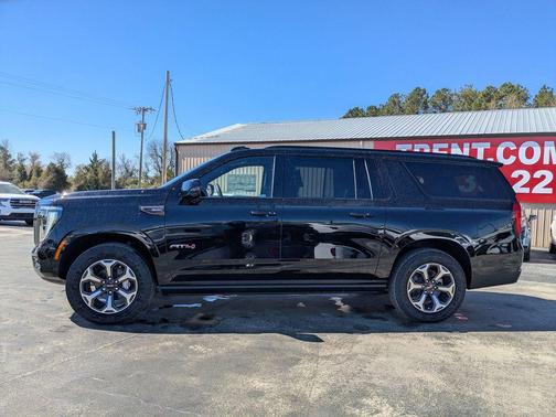 Onyx Black 2025 GMC Yukon XL 4WD AT4 Ultimate