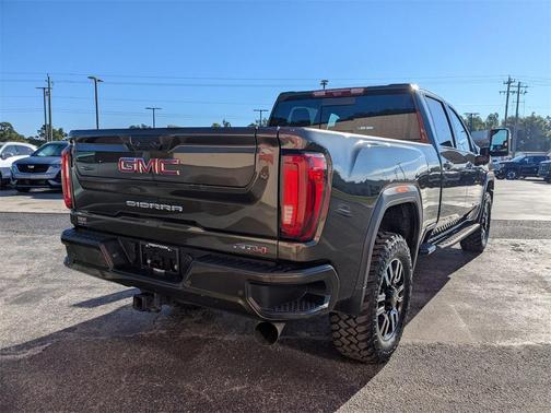2022 GMC Sierra 2500 AT4