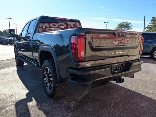 2022 GMC Sierra 2500 AT4