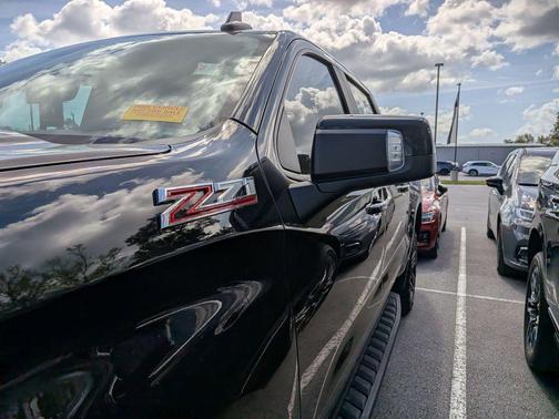 2022 Chevrolet Silverado 1500 Limited LT Trail Boss