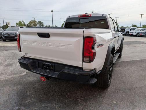Summit White 2024 Chevrolet Colorado Trail Boss