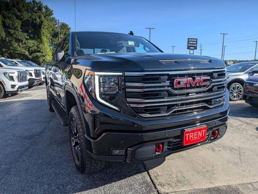 Onyx Black 2025 GMC Sierra 1500 AT4