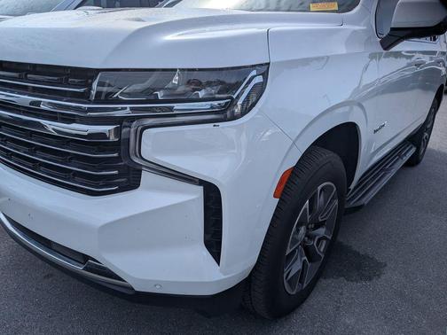 Summit White 2022 Chevrolet Tahoe LT
