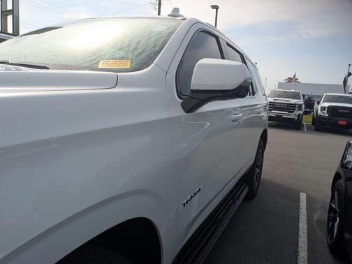 Summit White 2022 Chevrolet Tahoe LT