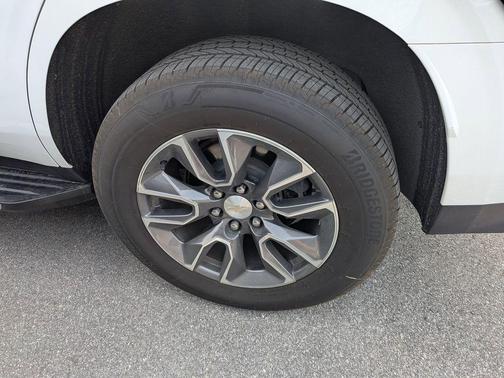 Summit White 2022 Chevrolet Tahoe LT