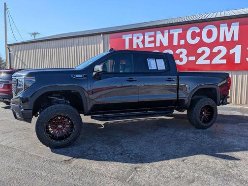 2023 GMC Sierra 1500 AT4