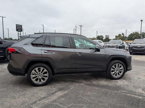 2023 Toyota RAV4 Limited