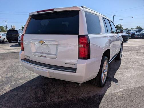 Iridescent Pearl Tricoat 2019 Chevrolet Tahoe Premier
