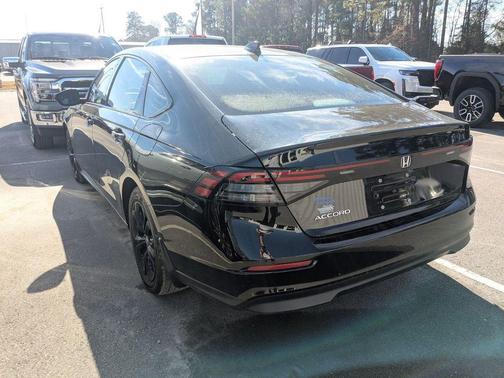 2025 Honda Accord Sport SE 1.5T