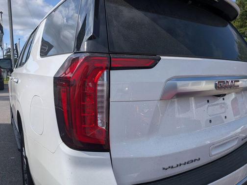 Summit White 2024 GMC Yukon Denali