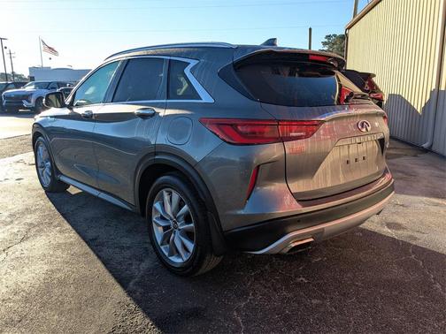 2022 INFINITI QX50 LUXE