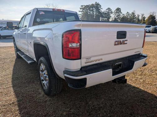 2018 GMC Sierra 2500 Denali