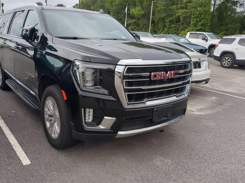 Onyx Black 2024 GMC Yukon XL SLT