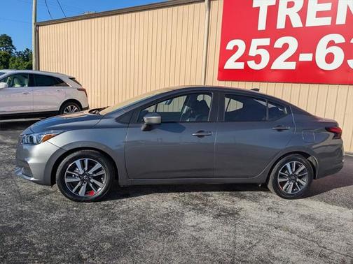 2022 Nissan Versa 1.6 SV
