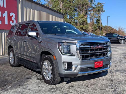 2023 GMC Yukon SLT