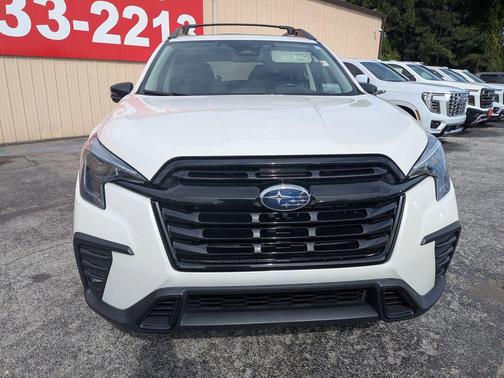 Crystal White Pearl 2023 Subaru Ascent Onyx Edition Limited 7-Passenger