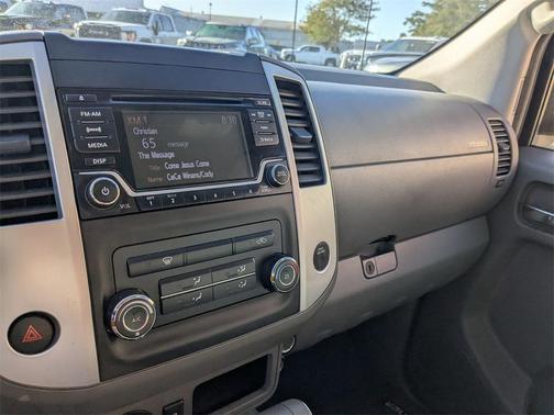 2015 Nissan Frontier SV