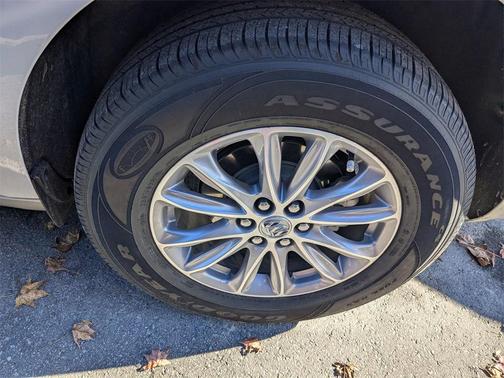 2024 Buick Enclave Essence FWD