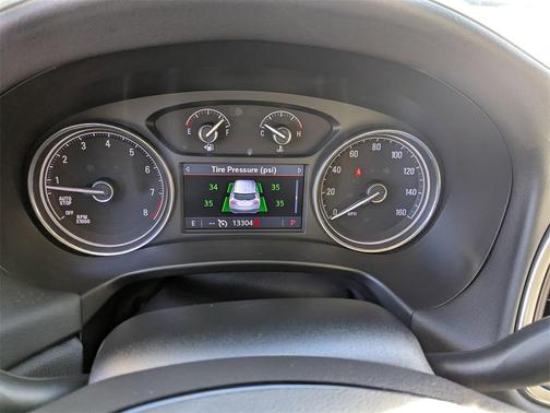 2024 Buick Enclave Essence FWD