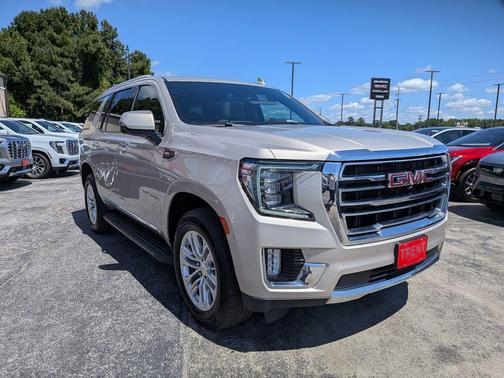 Pearl Beige Metallic 2021 GMC Yukon SLT