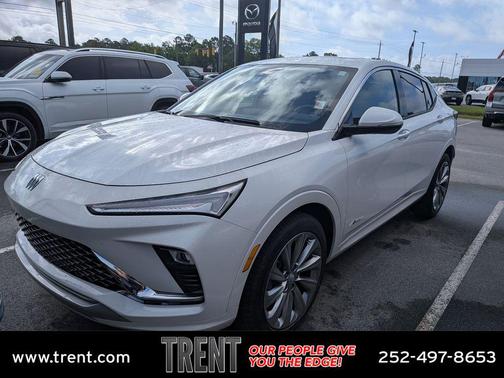 White Frost Tricoat 2024 Buick Envista Avenir FWD
