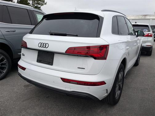 2025 Audi Q5 40 Premium