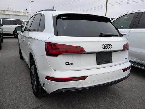 2025 Audi Q5 40 Premium