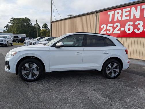 2025 Audi Q5 40 Premium