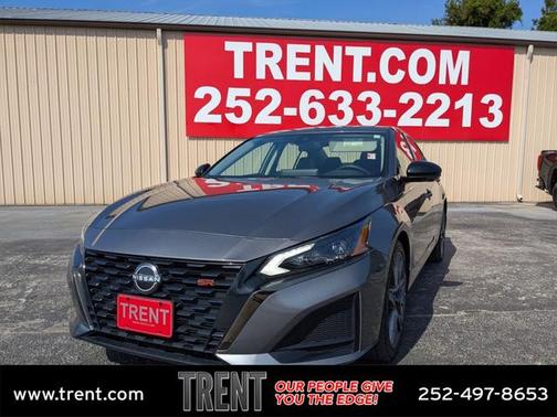2023 Nissan Altima SR VC-Turbo FWD