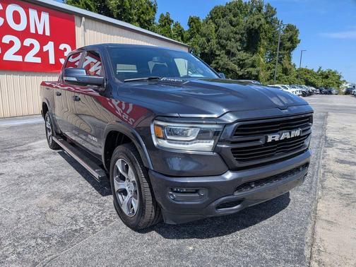 Maximum Steel Metallic Clearcoat 2019 RAM 1500 Laramie