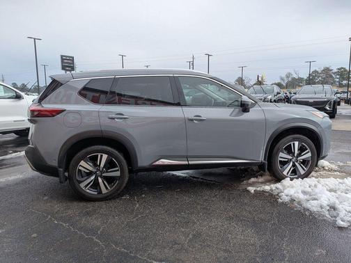 2021 Nissan Rogue Platinum