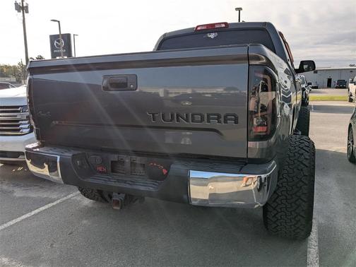 2016 Toyota Tundra SR5