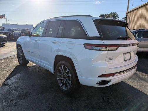 2024 Jeep Grand Cherokee Overland