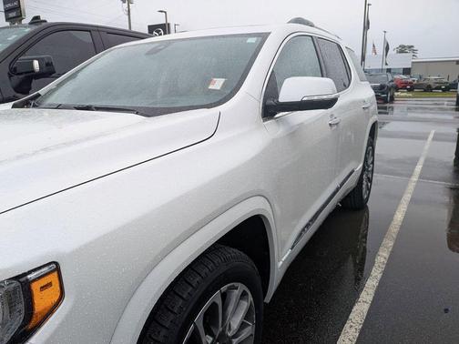 White Frost Tricoat 2023 GMC Acadia Denali
