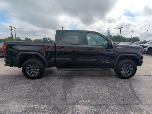 Onyx Black 2024 GMC Sierra 1500 AT4X