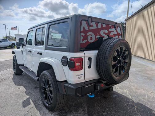2023 Jeep Wrangler 4xe Sahara