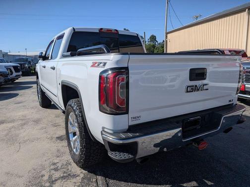Summit White 2017 GMC Sierra 1500 SLT
