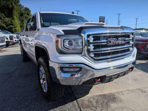 Summit White 2017 GMC Sierra 1500 SLT