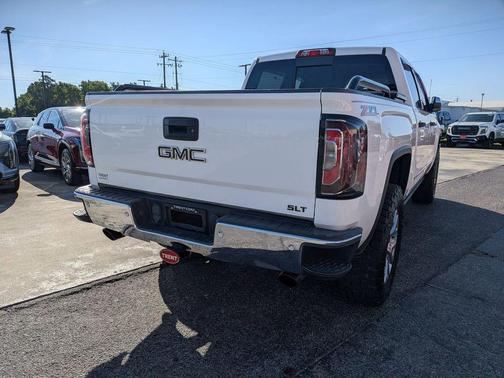 Summit White 2017 GMC Sierra 1500 SLT