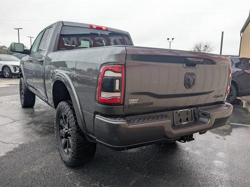 2022 RAM 2500 Laramie Crew Cab 4x4 6'4' Box