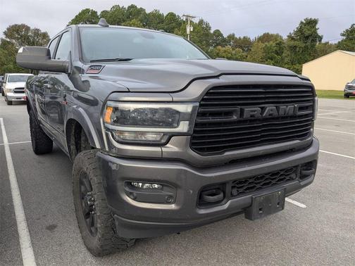 2022 RAM 2500 Laramie Crew Cab 4x4 6'4' Box