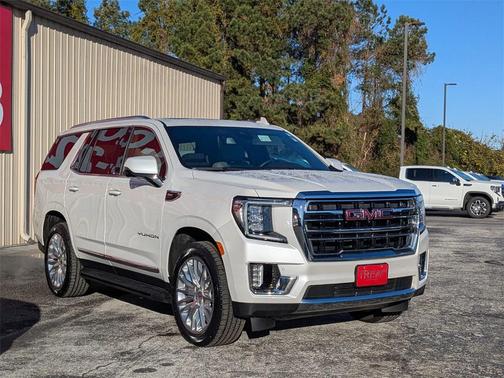 2023 GMC Yukon SLT