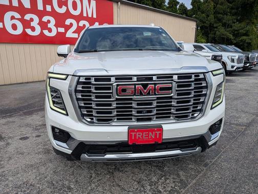 White Frost Tricoat 2025 GMC Yukon XL Denali