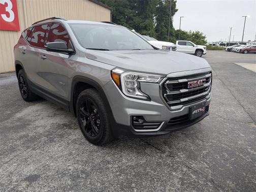 2024 GMC Terrain AWD AT4