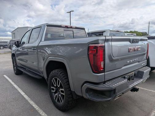 Sterling Metallic 2024 GMC Sierra 1500 AT4